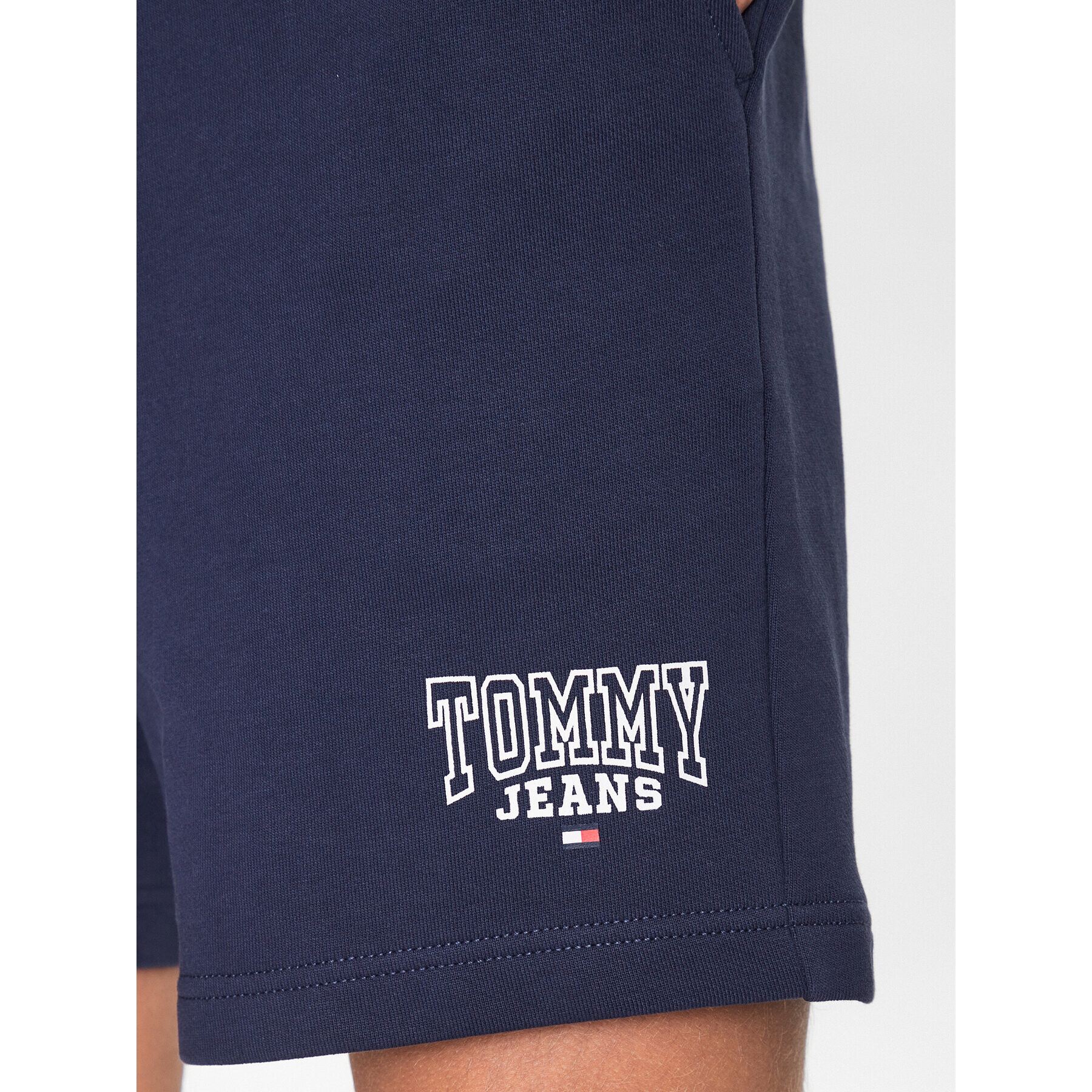 Tommy Jeans Športové kraťasy Entry Price DM0DM16876 Tmavomodrá Regular Fit - Pepit.sk