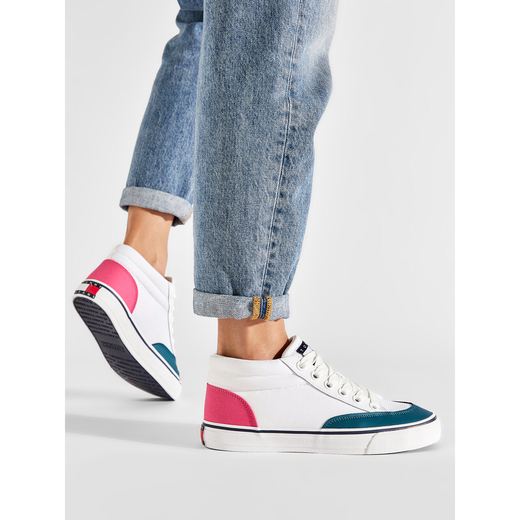 Tommy Jeans Tenisky Mid Playful Vulc Wmn EN0EN01847 Biela - Pepit.sk