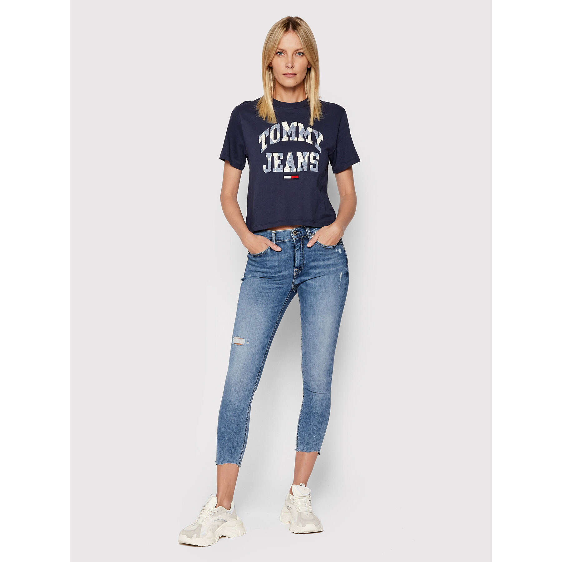 Tommy Jeans Tričko Classic College Argyle DW0DW11928 Tmavomodrá Relaxed Fit - Pepit.sk