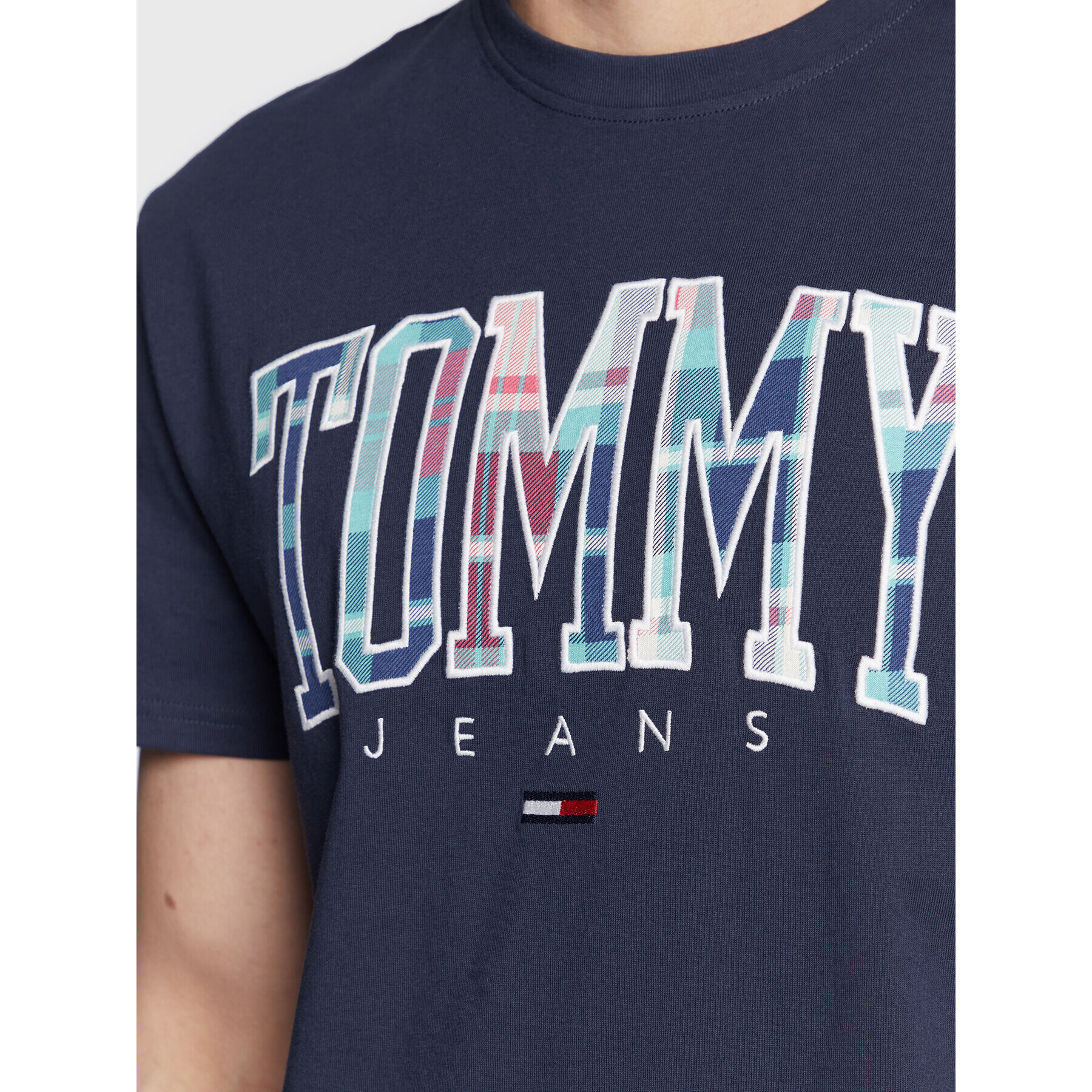 Tommy Jeans Tričko Classic Tartan DM0DM15666 Tmavomodrá Classic Fit - Pepit.sk