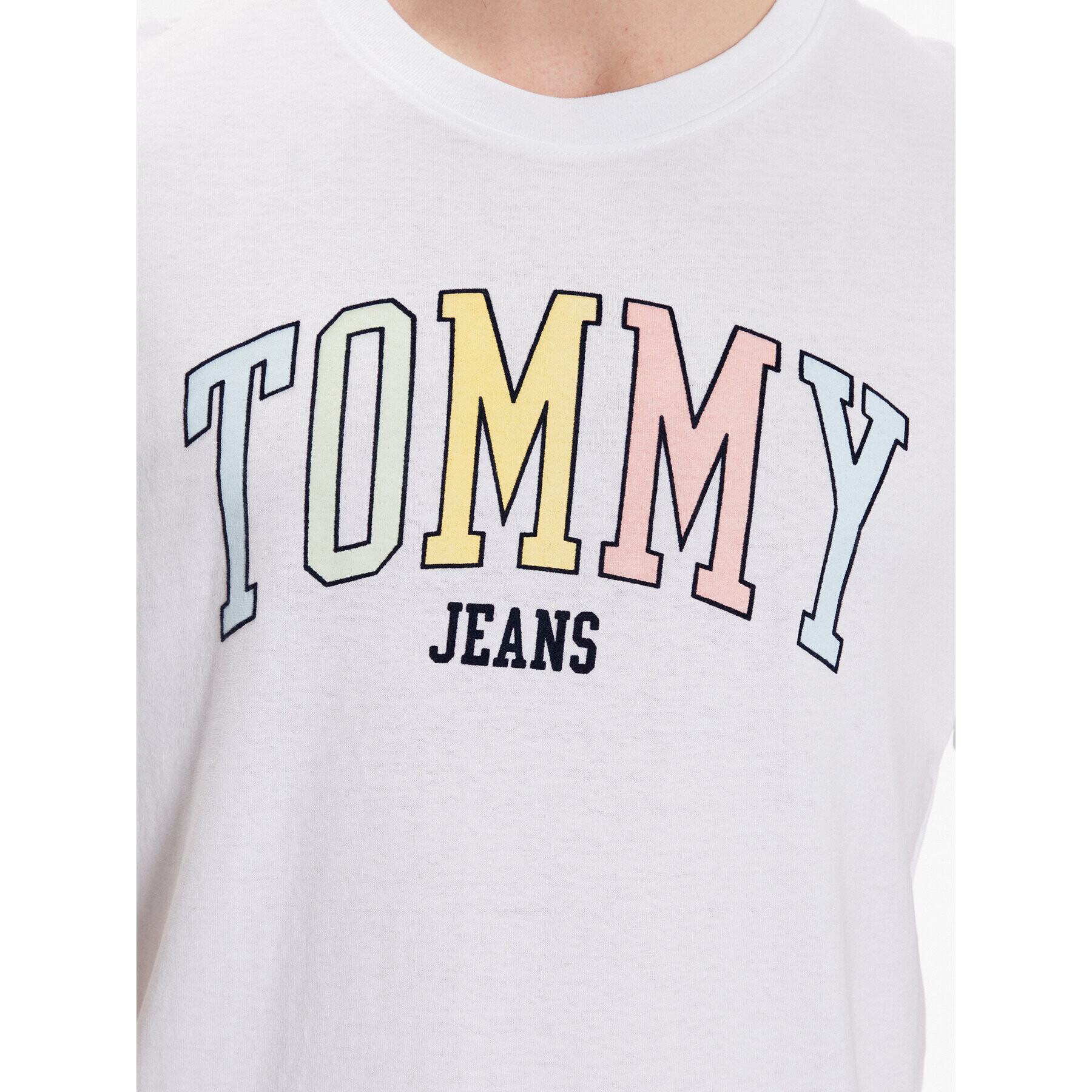 Tommy Jeans Tričko College Pop DM0DM16401 Biela Regular Fit - Pepit.sk