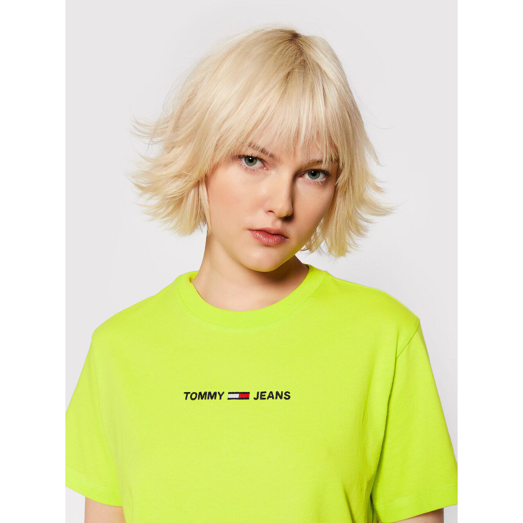 Tommy Jeans Tričko Linear Logo DW0DW10057 Zelená Cropped Fit - Pepit.sk