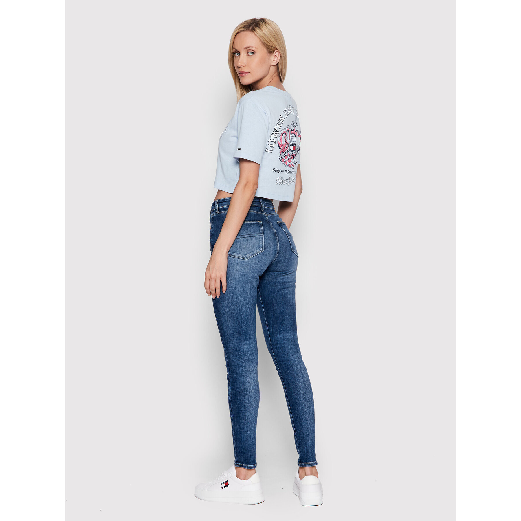 Tommy Jeans Tričko Super Crop Finest Food DW0DW13701 Modrá Relaxed Fit - Pepit.sk