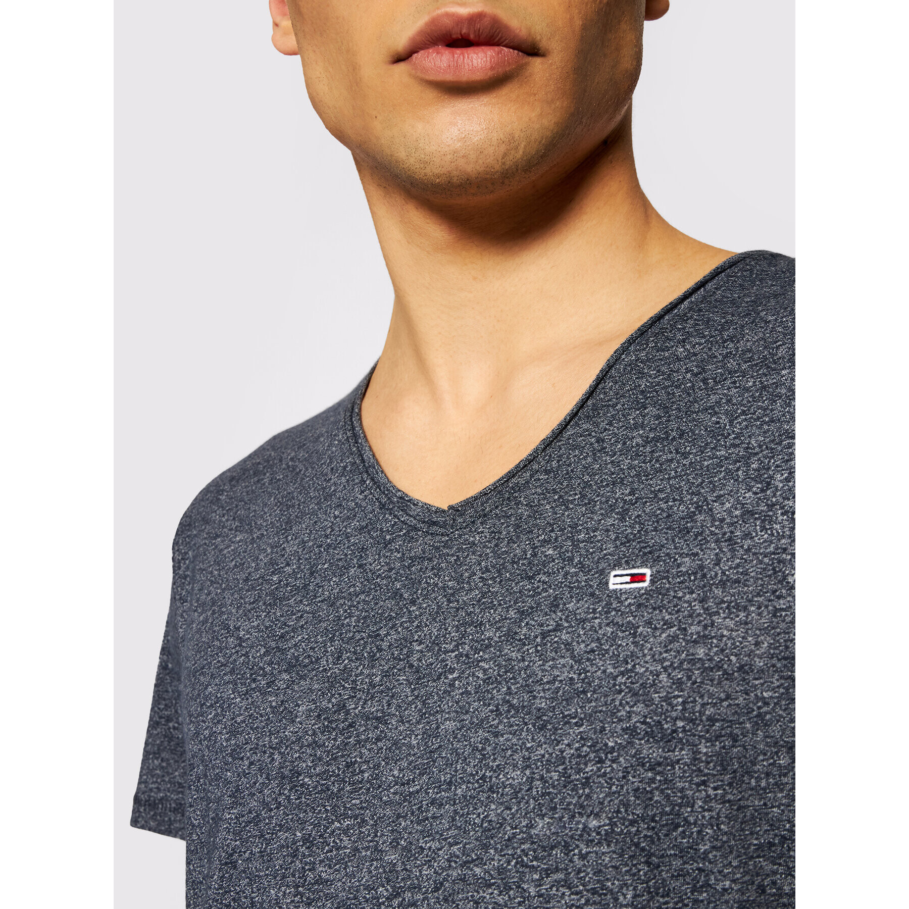 Tommy Jeans Tričko Tjm Jaspe V Neck DM0DM09587 Tmavomodrá Slim Fit - Pepit.sk