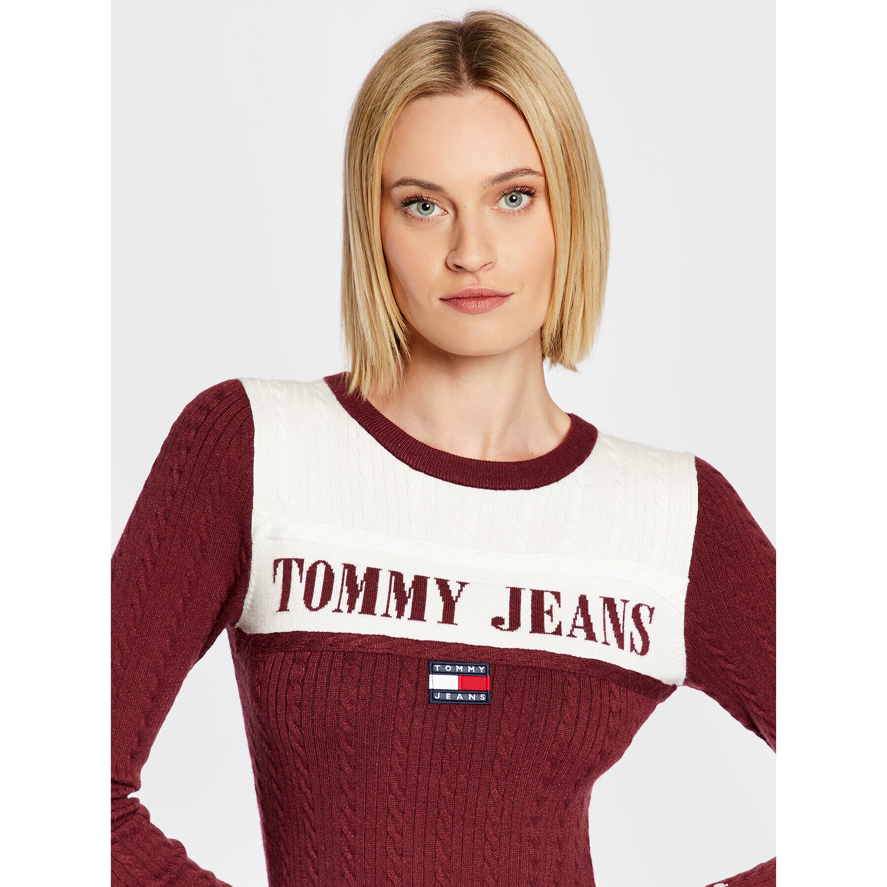 Tommy Jeans Úpletové šaty Archive DW0DW14400 Bordová Regular Fit - Pepit.sk