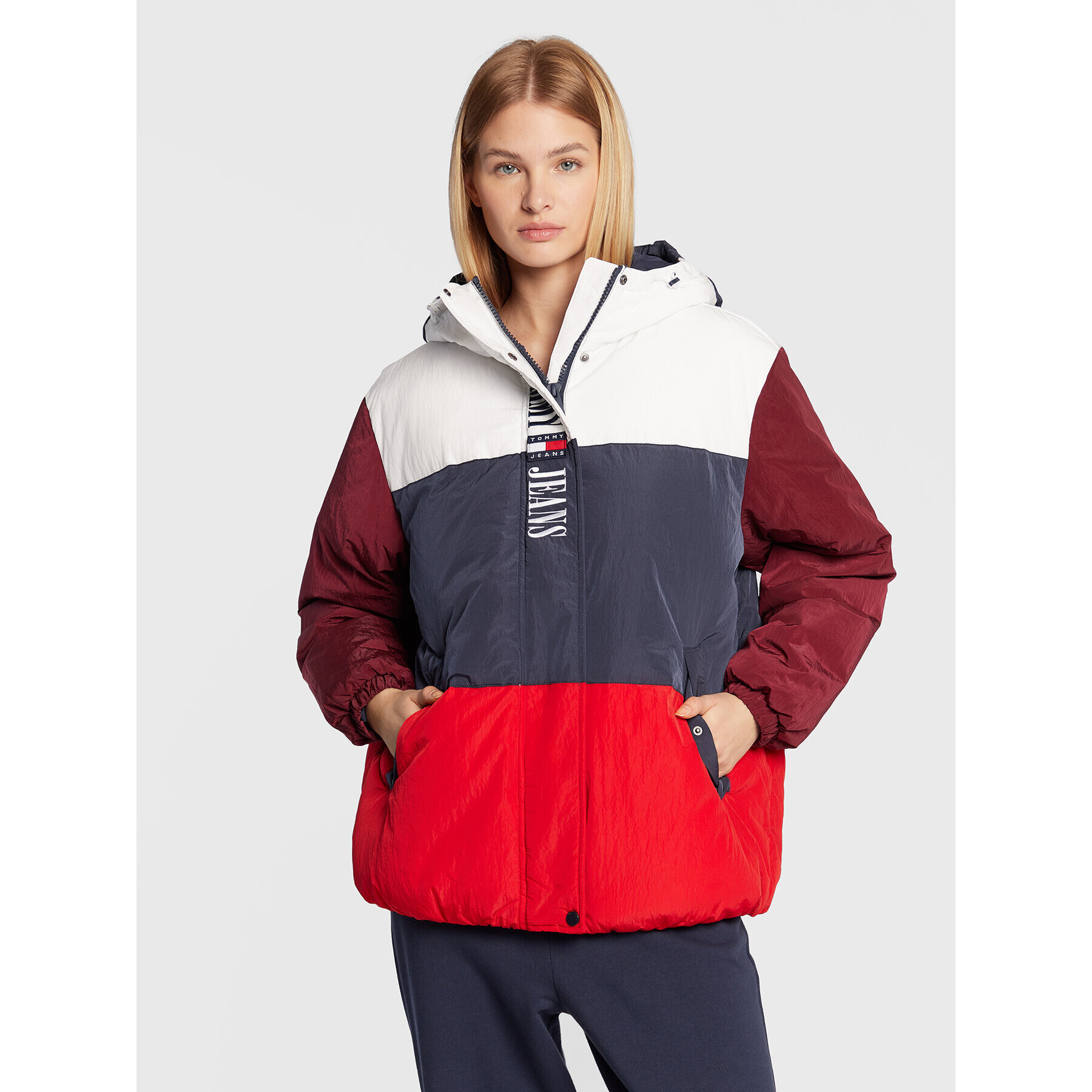 Tommy Jeans Vatovaná bunda Archive DW0DW14475 Farebná Oversize - Pepit.sk