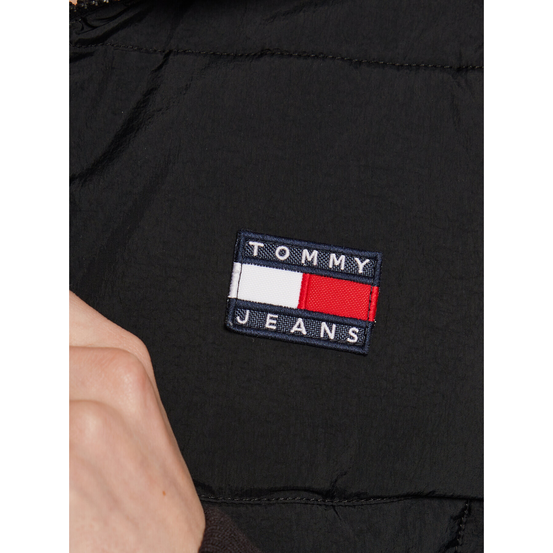 Tommy Jeans Vatovaná bunda Ultra DW0DW14938 Čierna Regular Fit - Pepit.sk