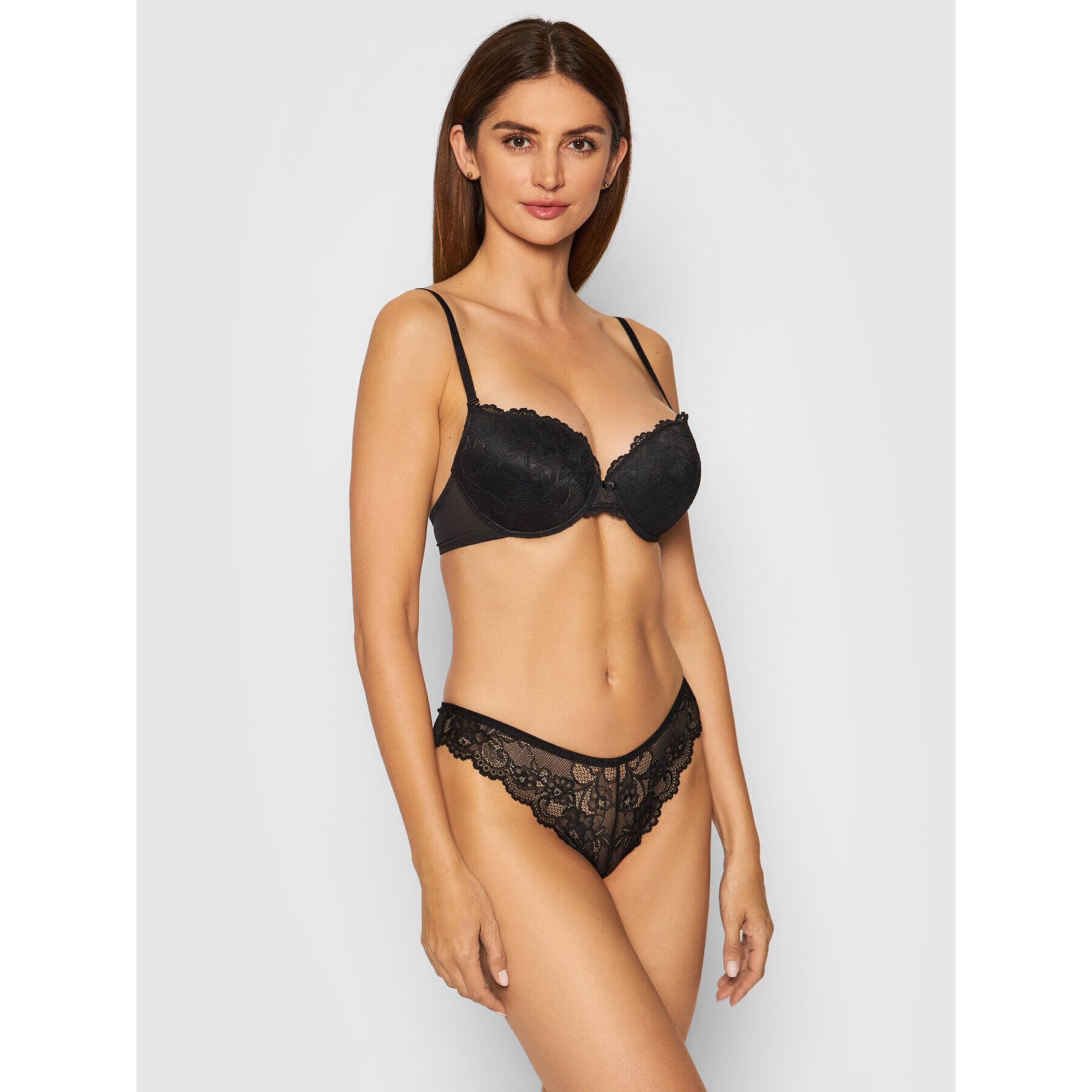 Triumph Brazílske nohavičky Tempting Lace 10182559 Čierna - Pepit.sk