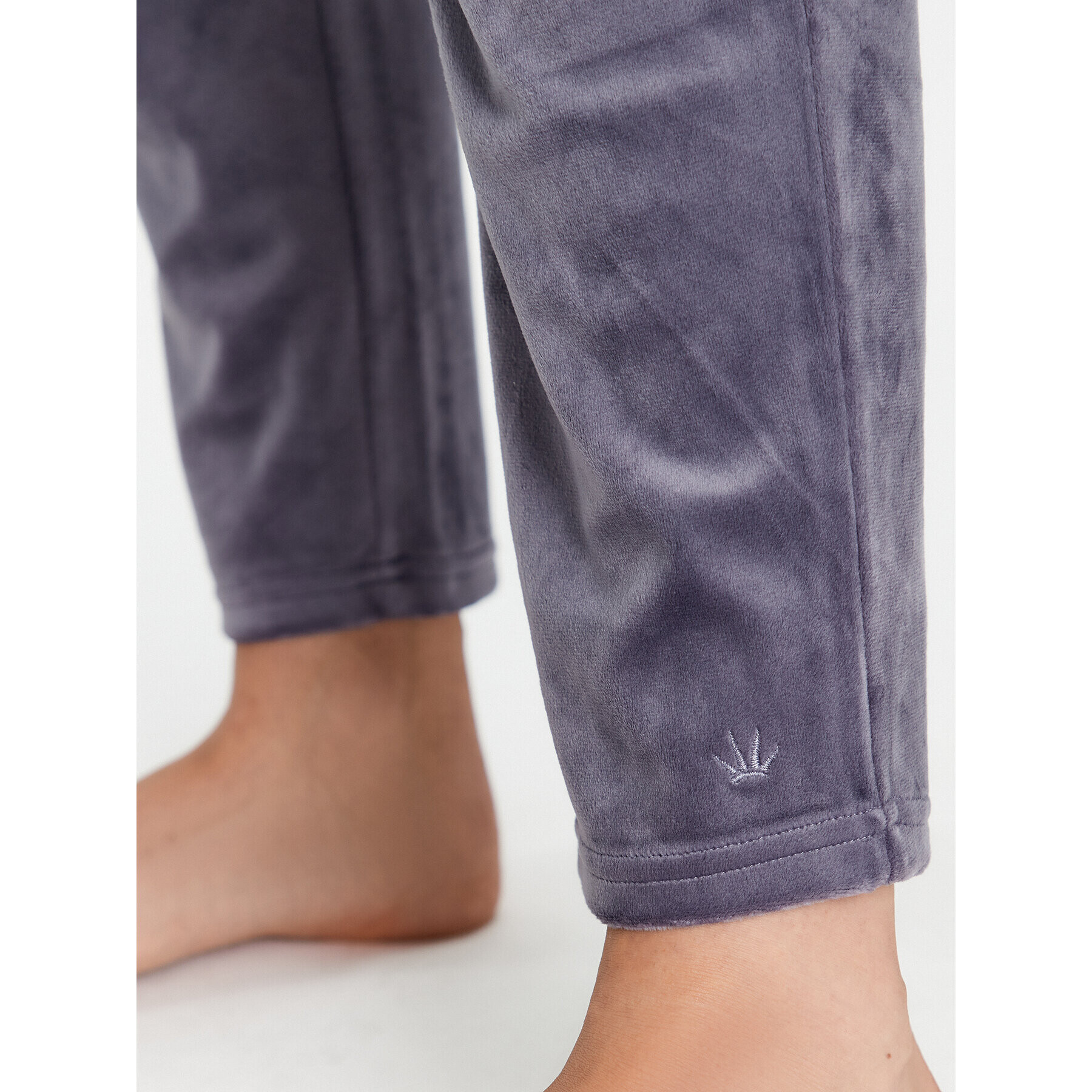 Triumph Pyžamové nohavice Cozy Comfort Velour Trousers 10216539 Sivá Regular Fit - Pepit.sk