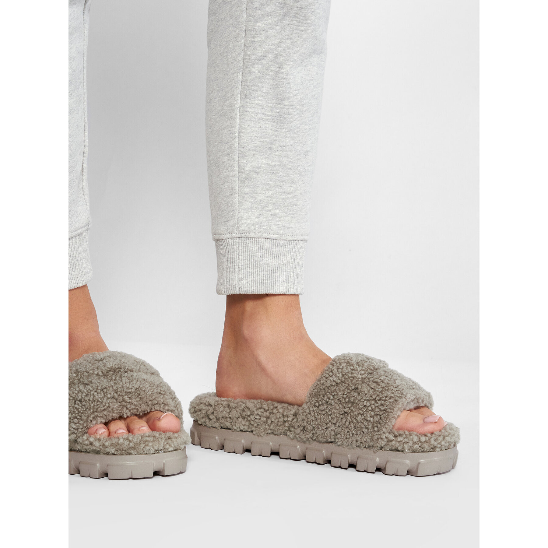 Ugg Papuče W Cozetta Curly 1130838 Sivá - Pepit.sk