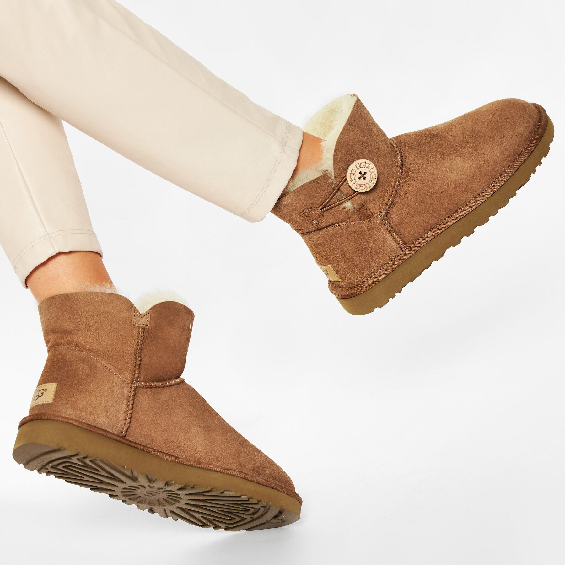 Ugg Topánky W Mini Bailey Button II 1016422 Hnedá - Pepit.sk