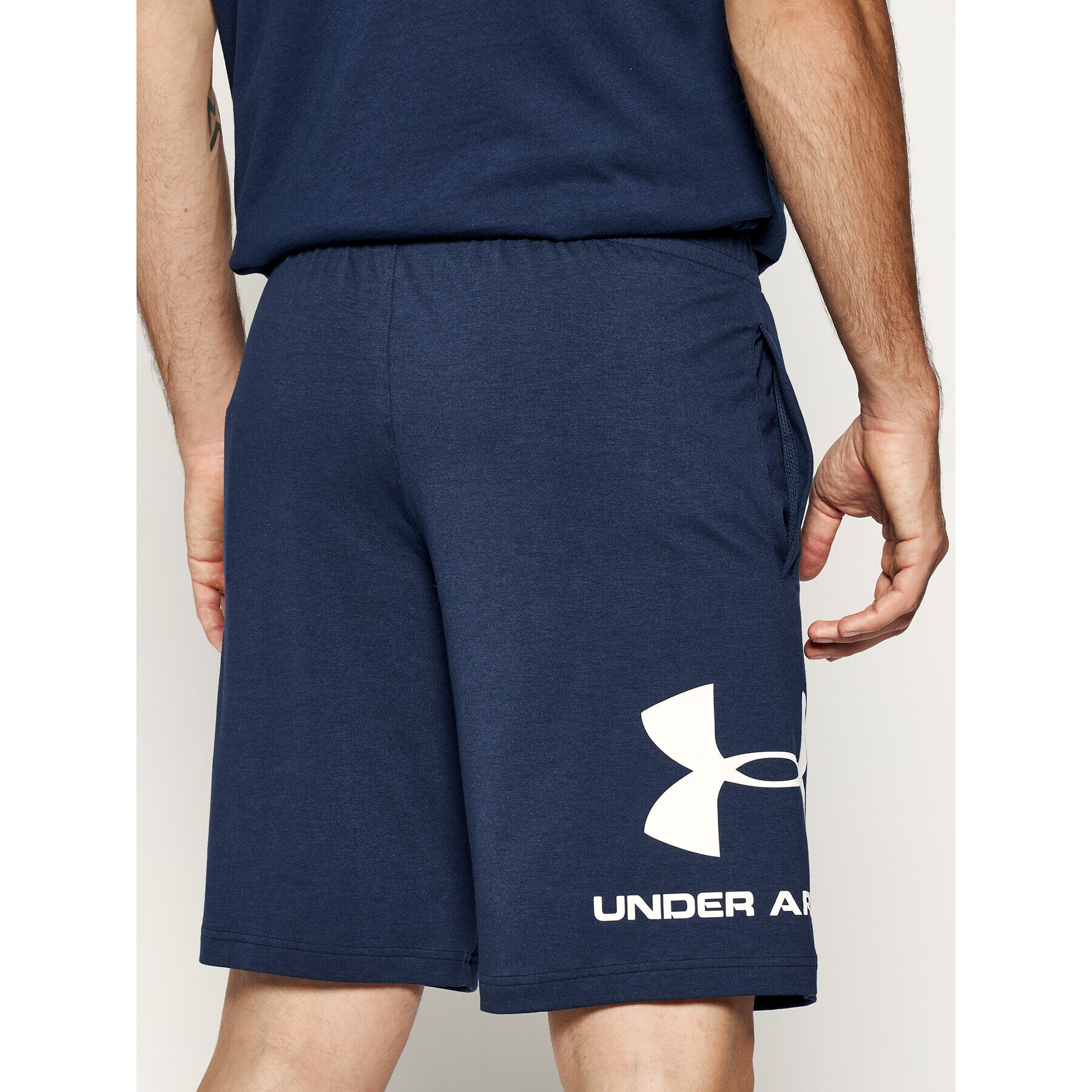 Under Armour Športové kraťasy Sportstyle Cotton Graphic 1329300 Tmavomodrá Regular Fit - Pepit.sk