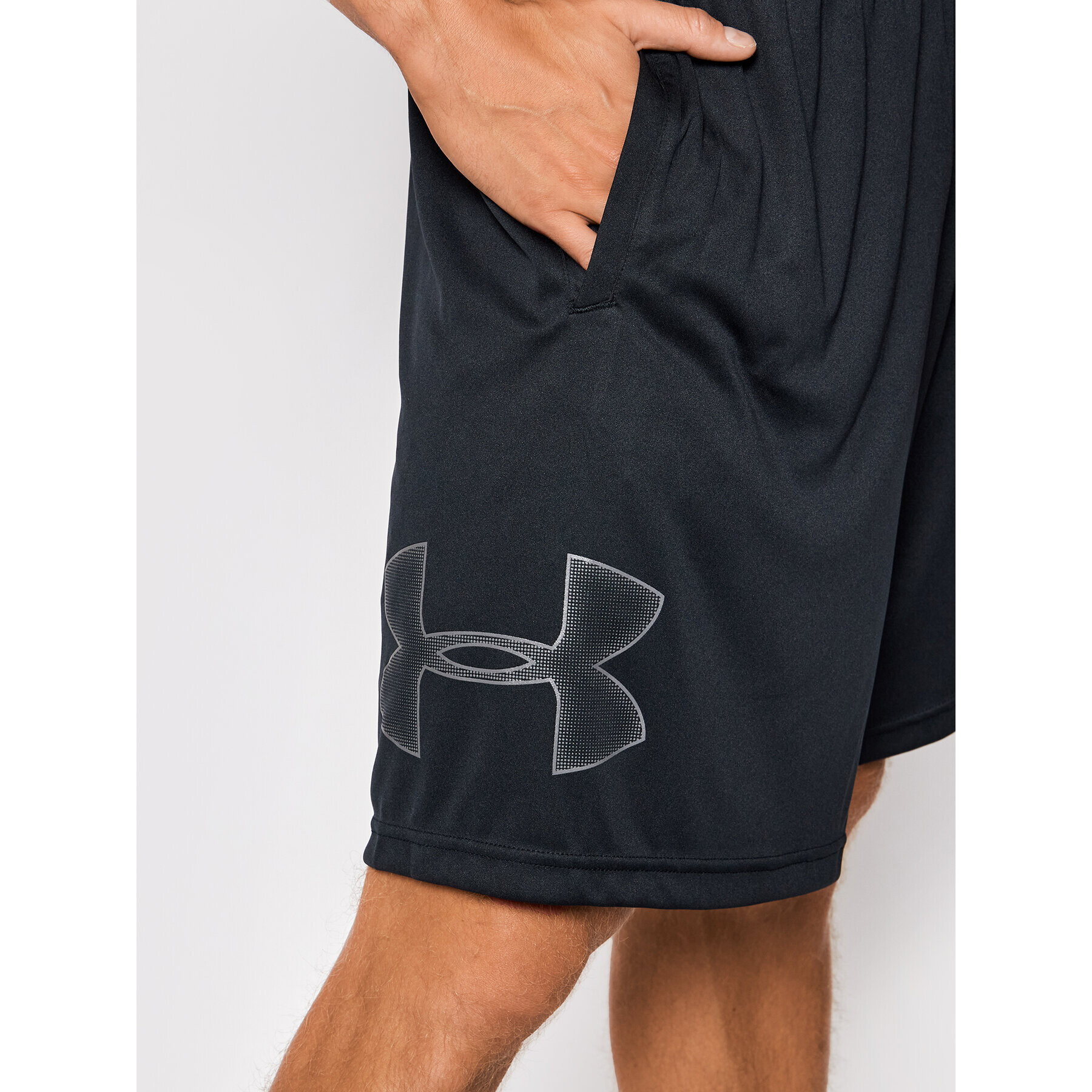 Under Armour Športové kraťasy Ua Tech Graphic Čierna Loose Fit - Pepit.sk