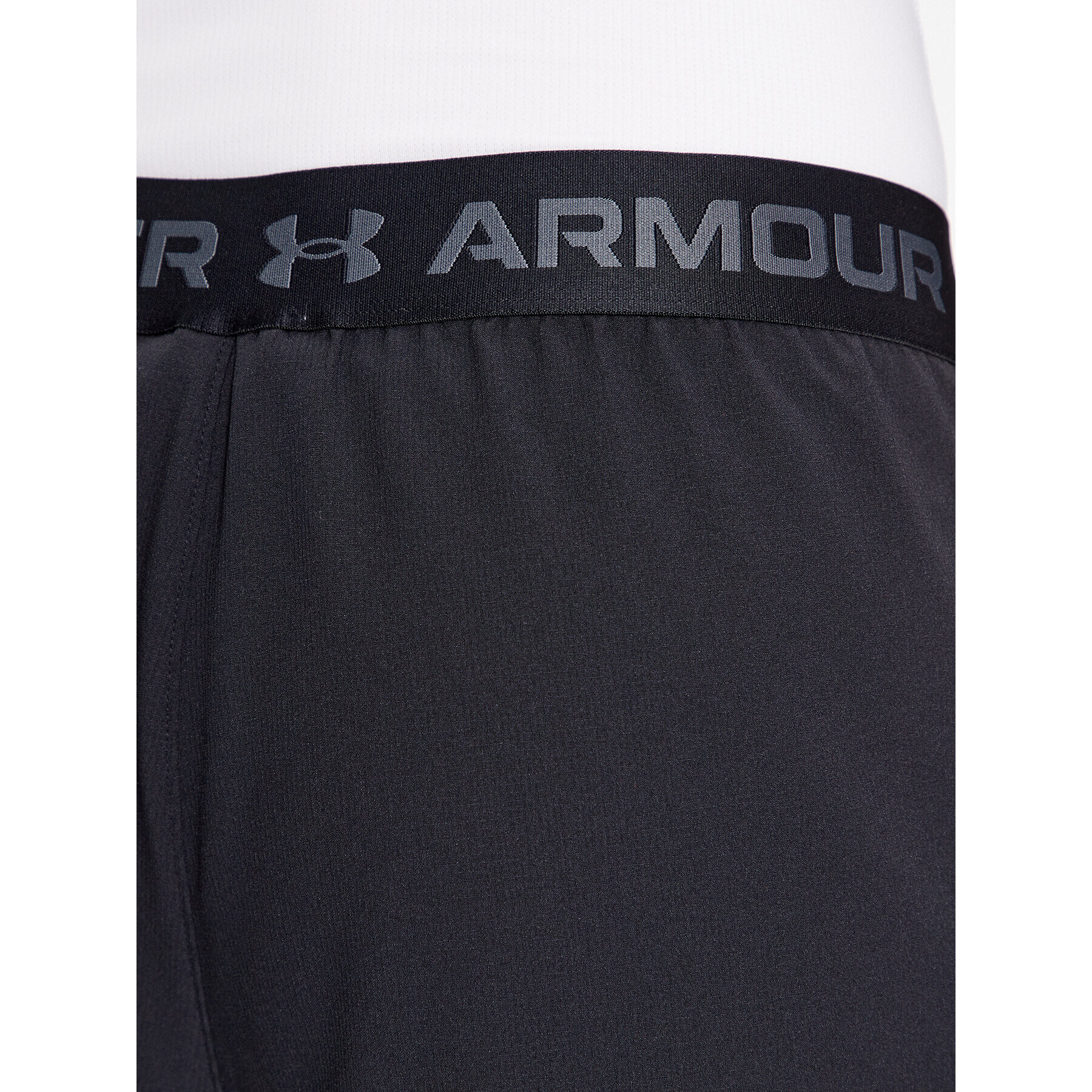 Under Armour Športové kraťasy Ua Vanish Woven 6In Shorts 1373718 Čierna Fitted Fit - Pepit.sk