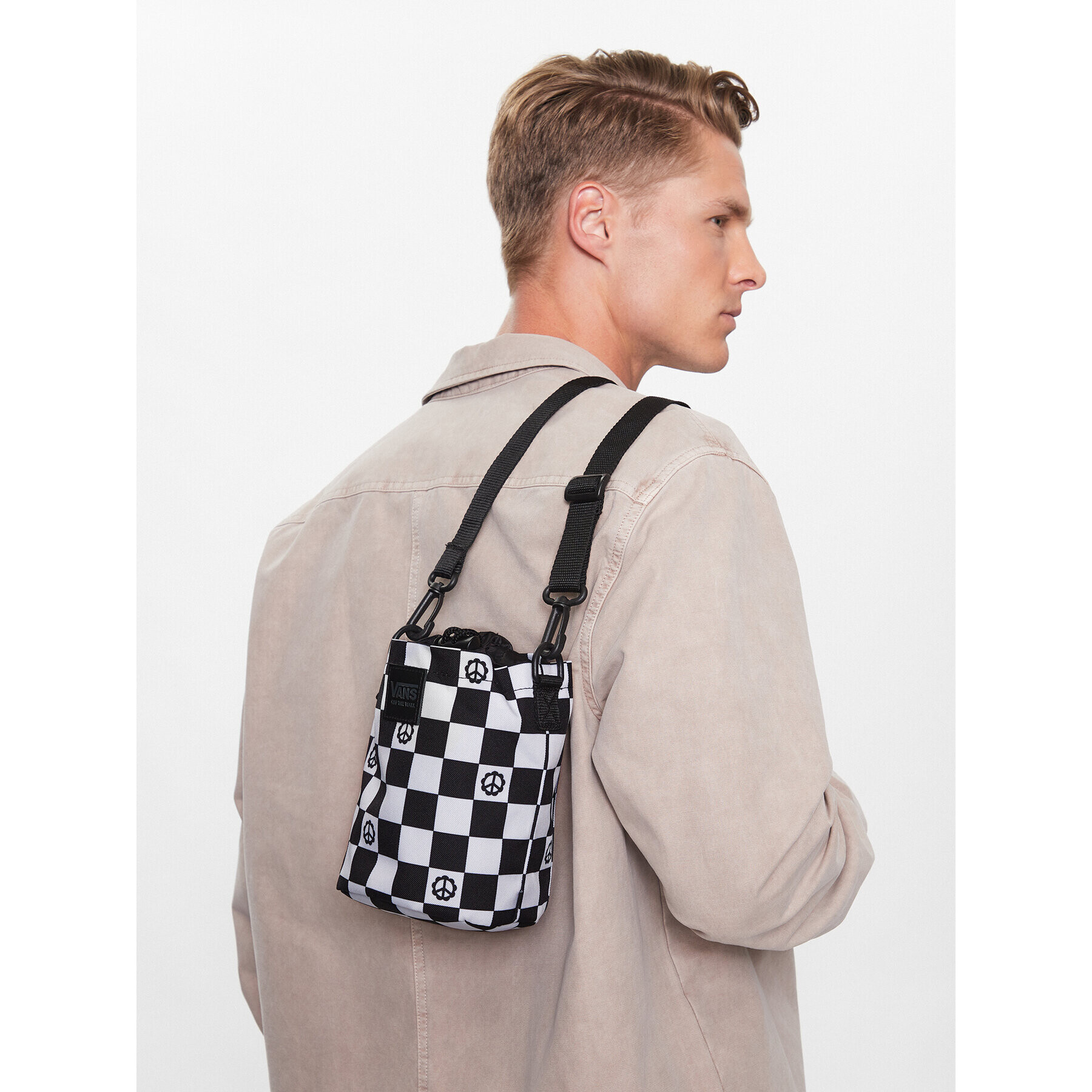 Vans Ľadvinka Hydro Crossbody VN0A5LHQY281 Čierna - Pepit.sk