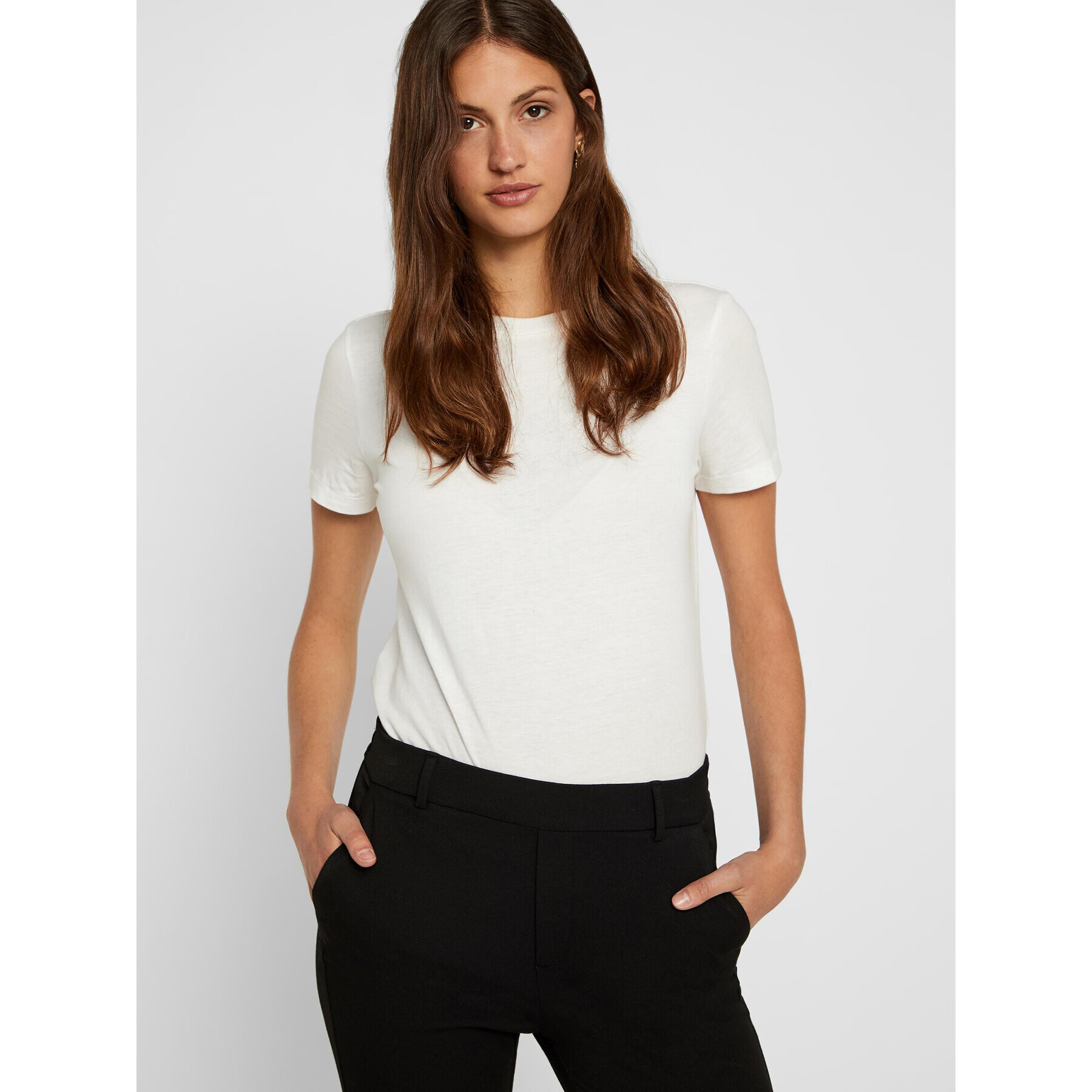 Vero Moda Chino nohavice Maya 10225280 Čierna Regular Fit - Pepit.sk