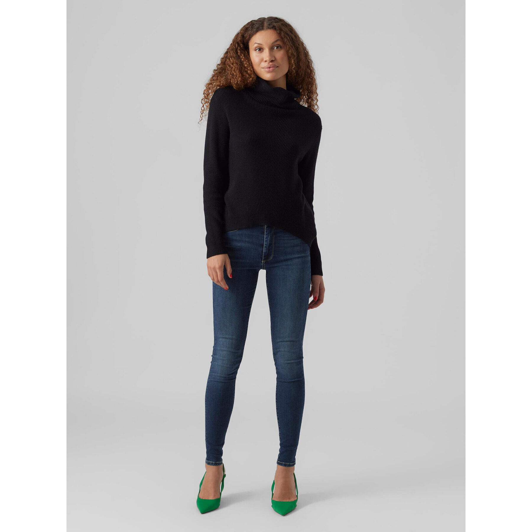 Vero Moda Rolák Holly 10268920 Čierna Relaxed Fit - Pepit.sk