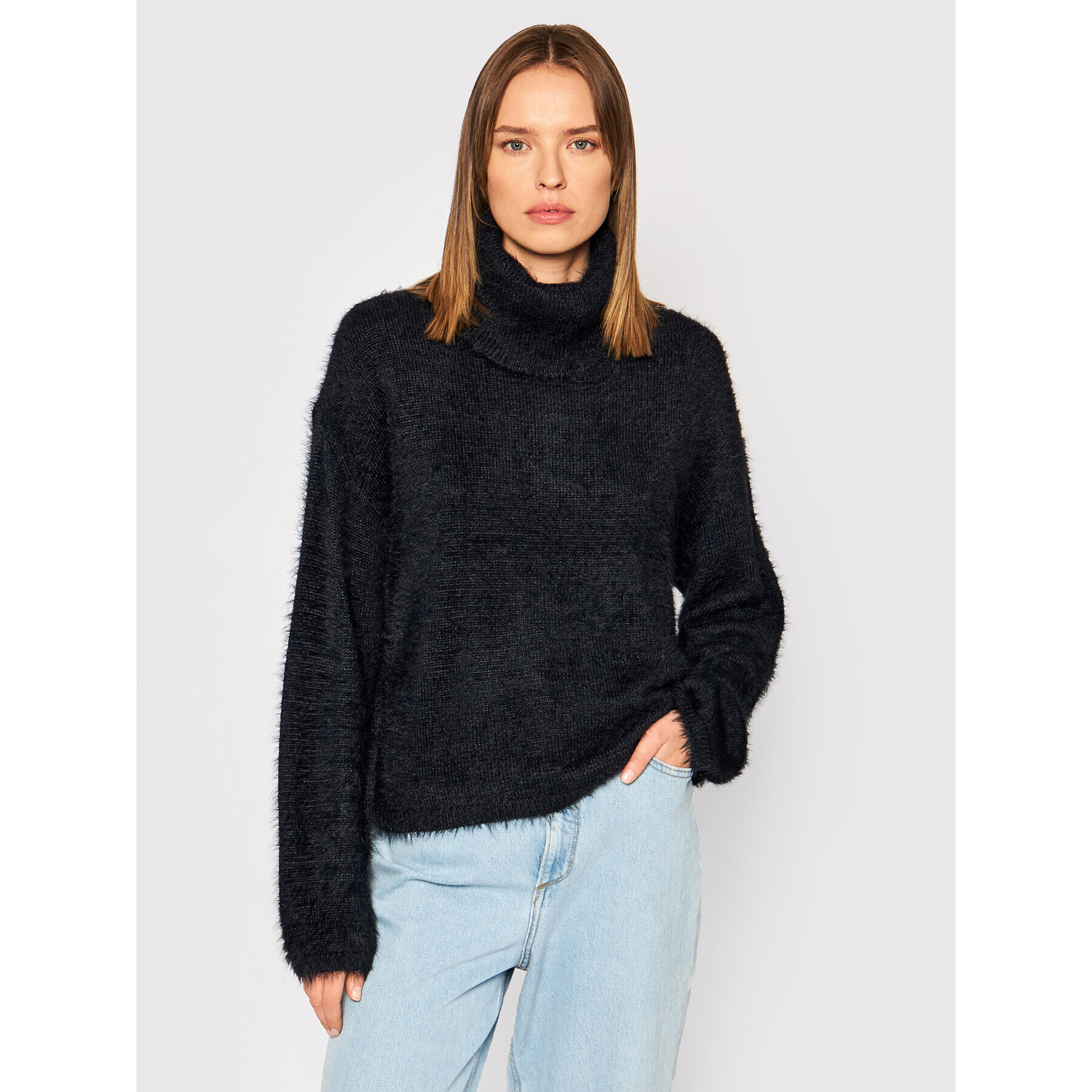 Vero Moda Rolák Poilu 10248751 Čierna Relaxed Fit - Pepit.sk