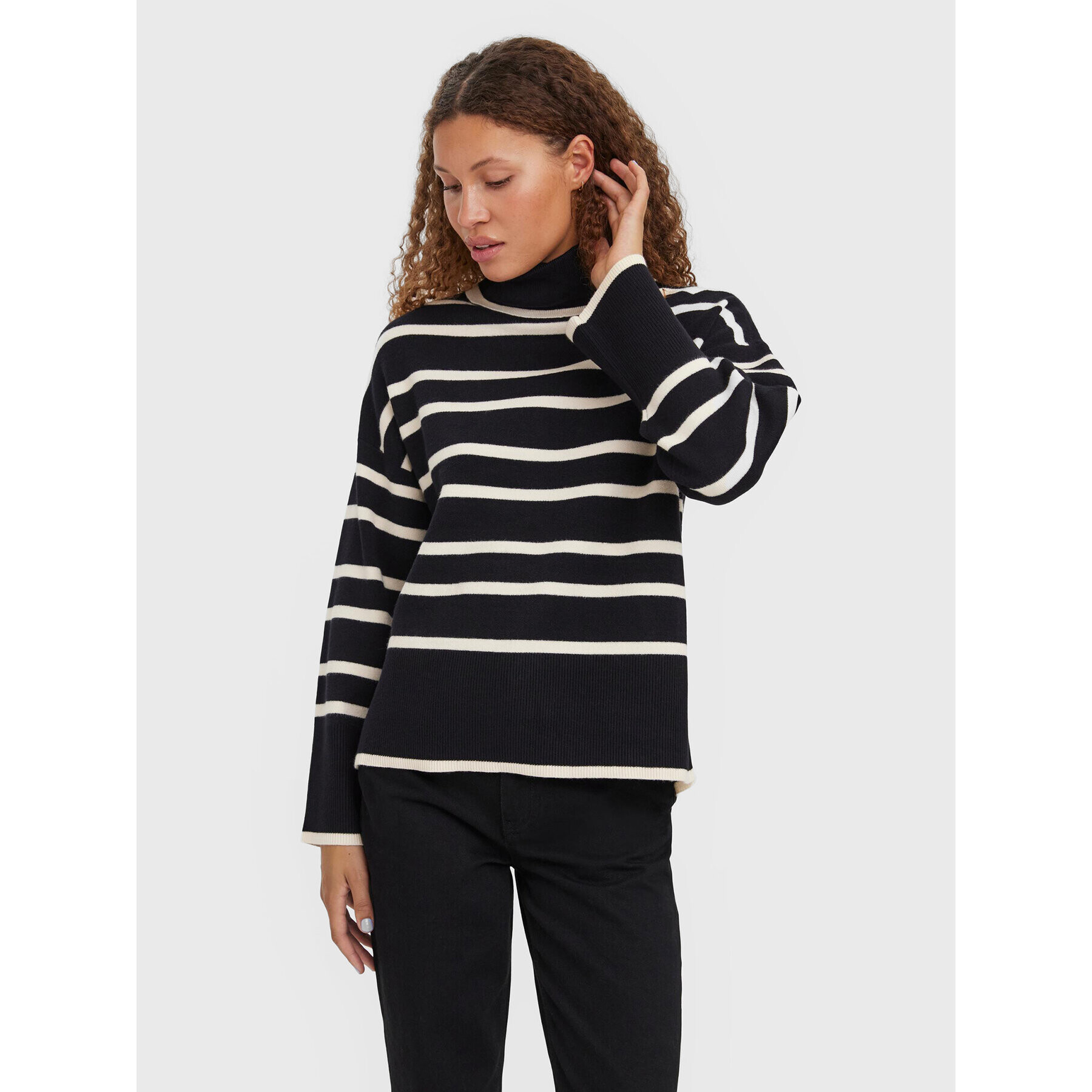 Vero Moda Rolák Saba 10272469 Čierna Relaxed Fit - Pepit.sk