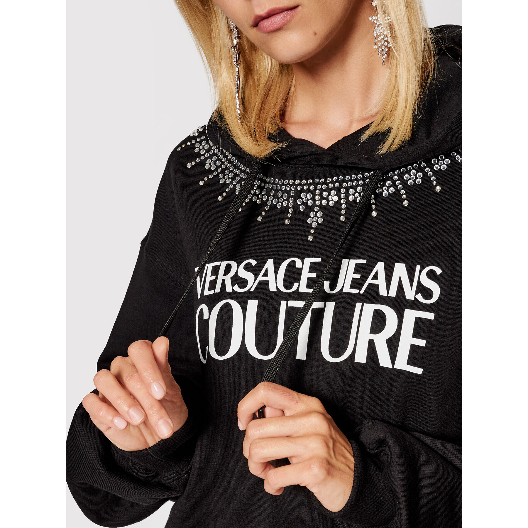 Versace Jeans Couture Úpletové šaty Crystal 71HAIG03 Čierna Boxy Fit - Pepit.sk