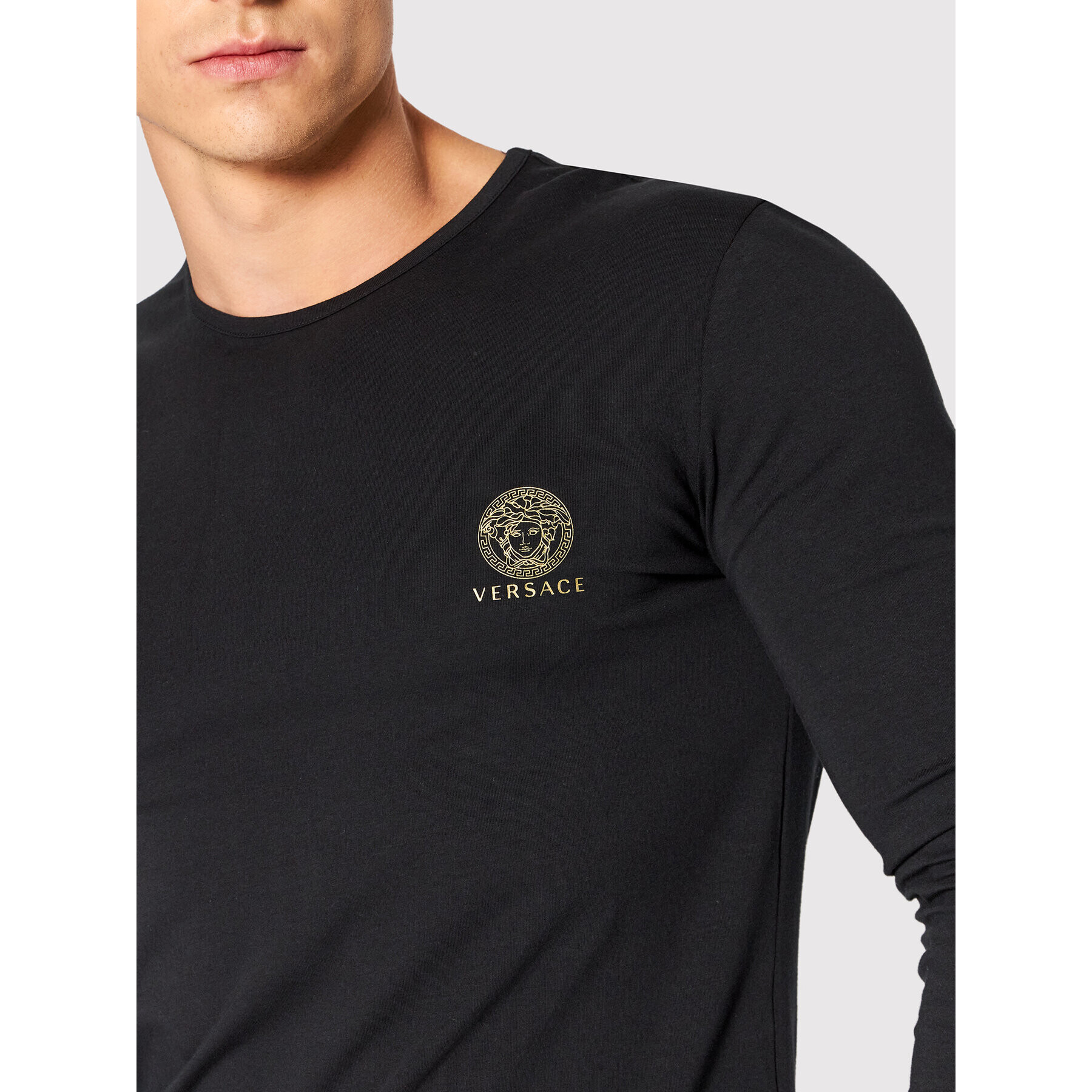 Versace S dlhými rukávmi Girocollo AUU01007 Čierna Regular Fit - Pepit.sk