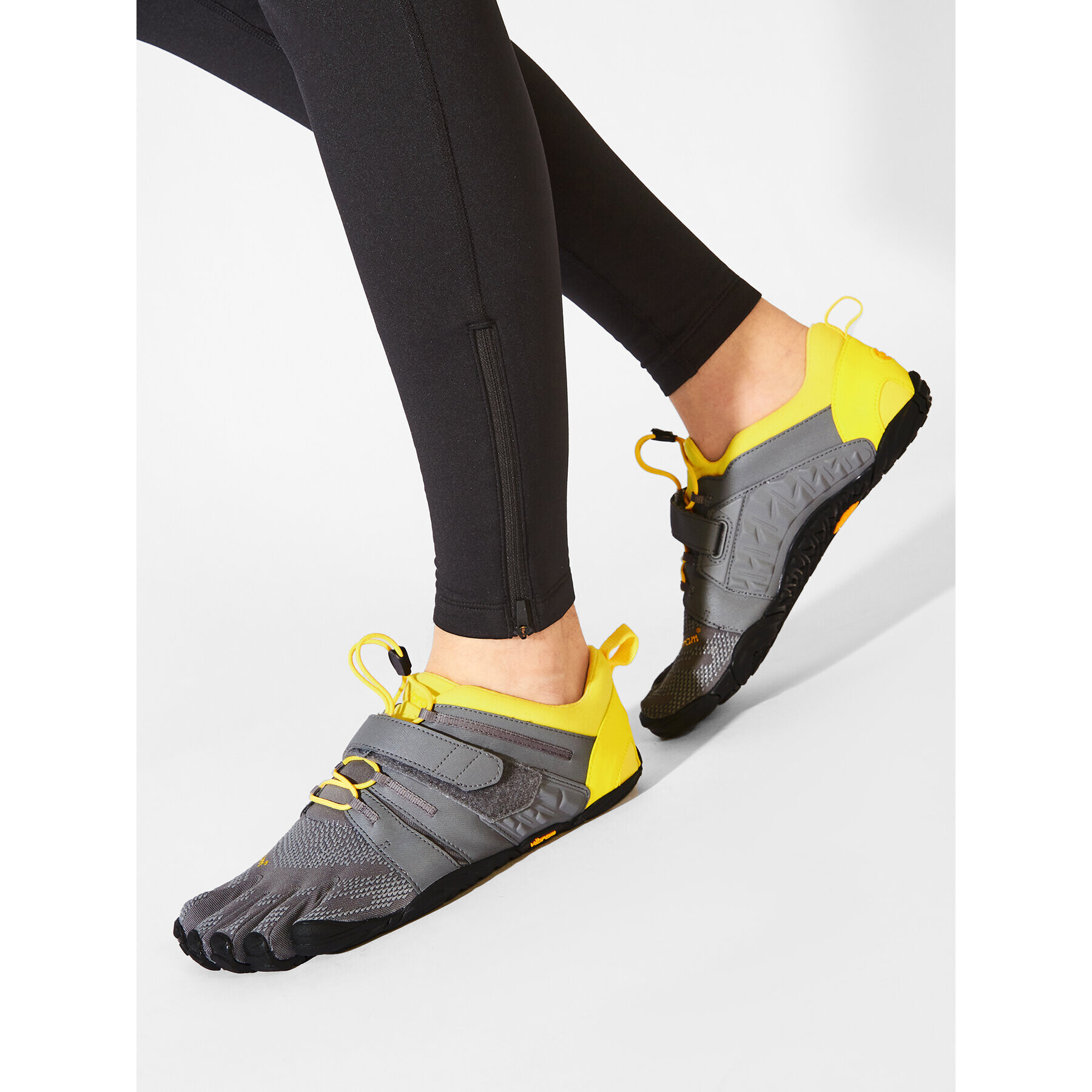 Vibram Fivefingers Topánky V-Train 2.0 21M7701 Sivá - Pepit.sk