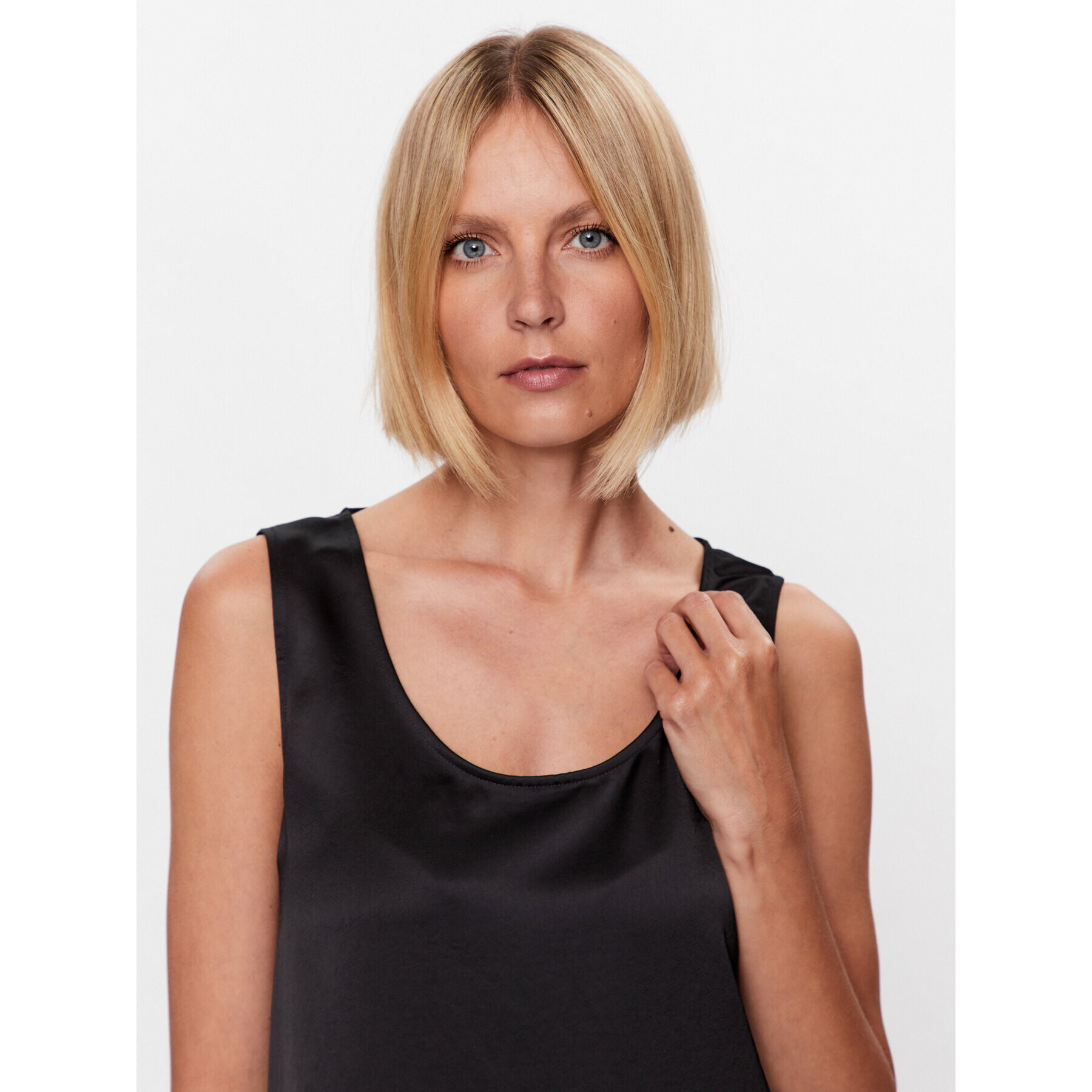 Weekend Max Mara Top Sonale 23594609 Čierna Regular Fit - Pepit.sk