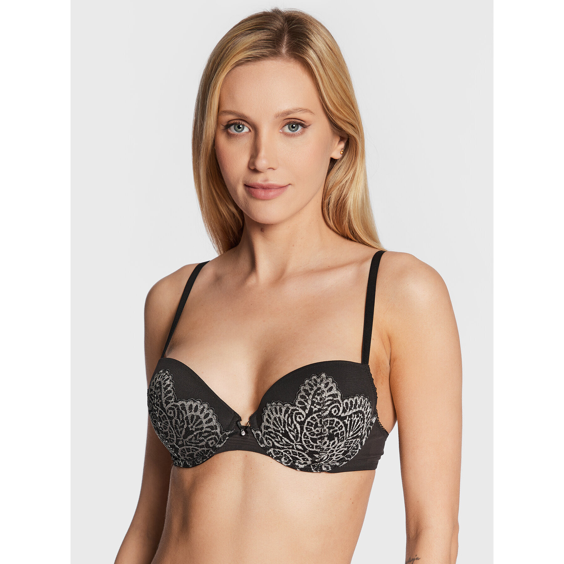 Wonderbra Podprsenka Push-up WB000AQ9 Čierna - Pepit.sk