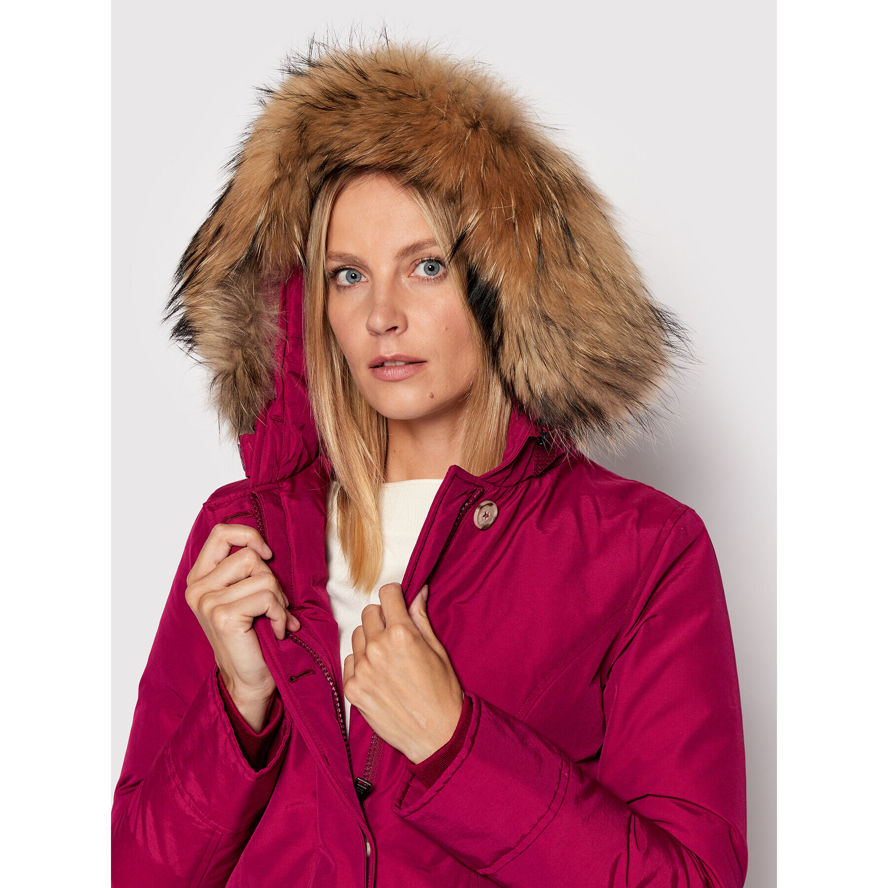 Woolrich Vatovaná bunda Arctic Raccoon CFWWOU0538FRUT0001 Ružová Regular Fit - Pepit.sk