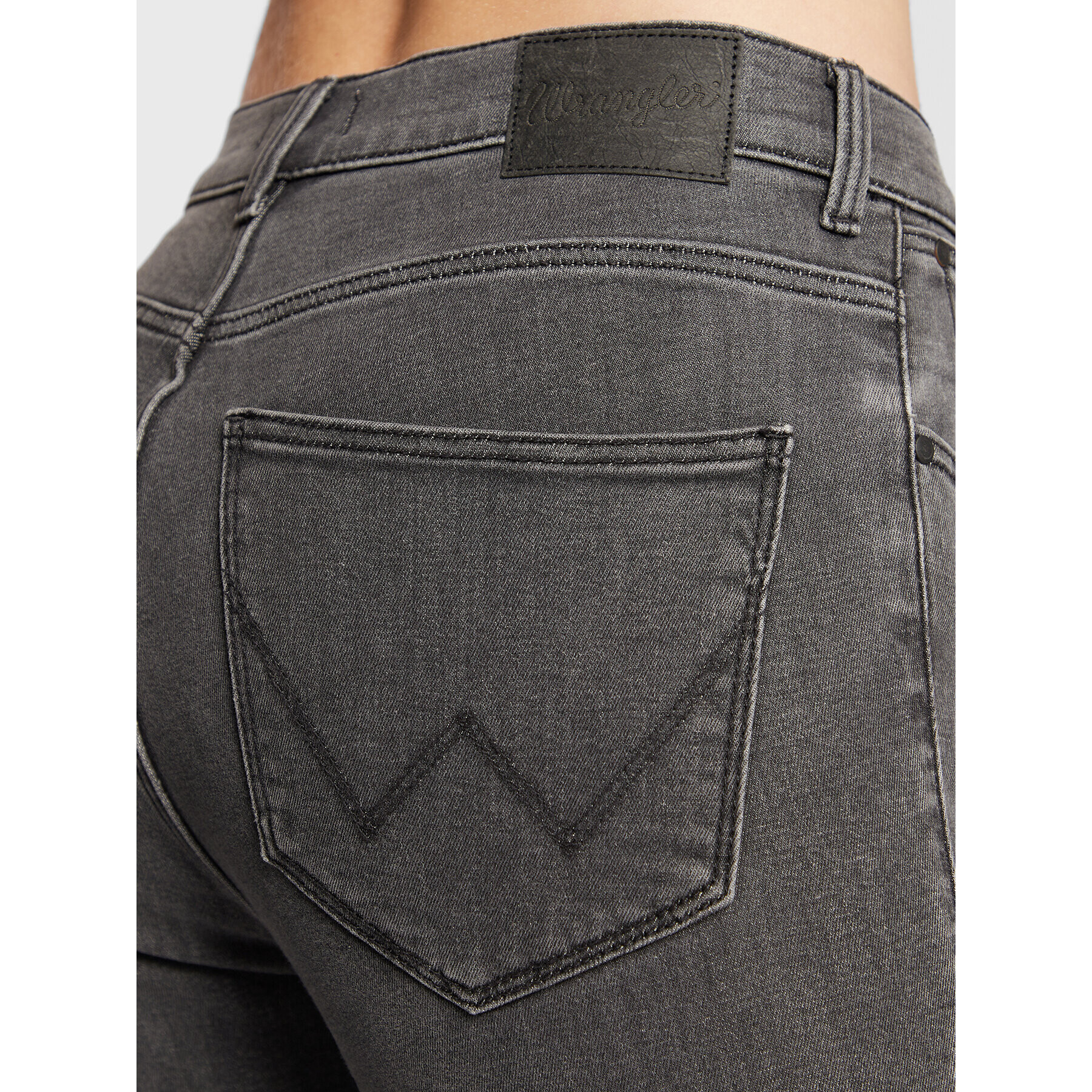 Wrangler Džínsy Body Bespoke Driveway W27H95W11 112327271 Sivá Slim Fit - Pepit.sk