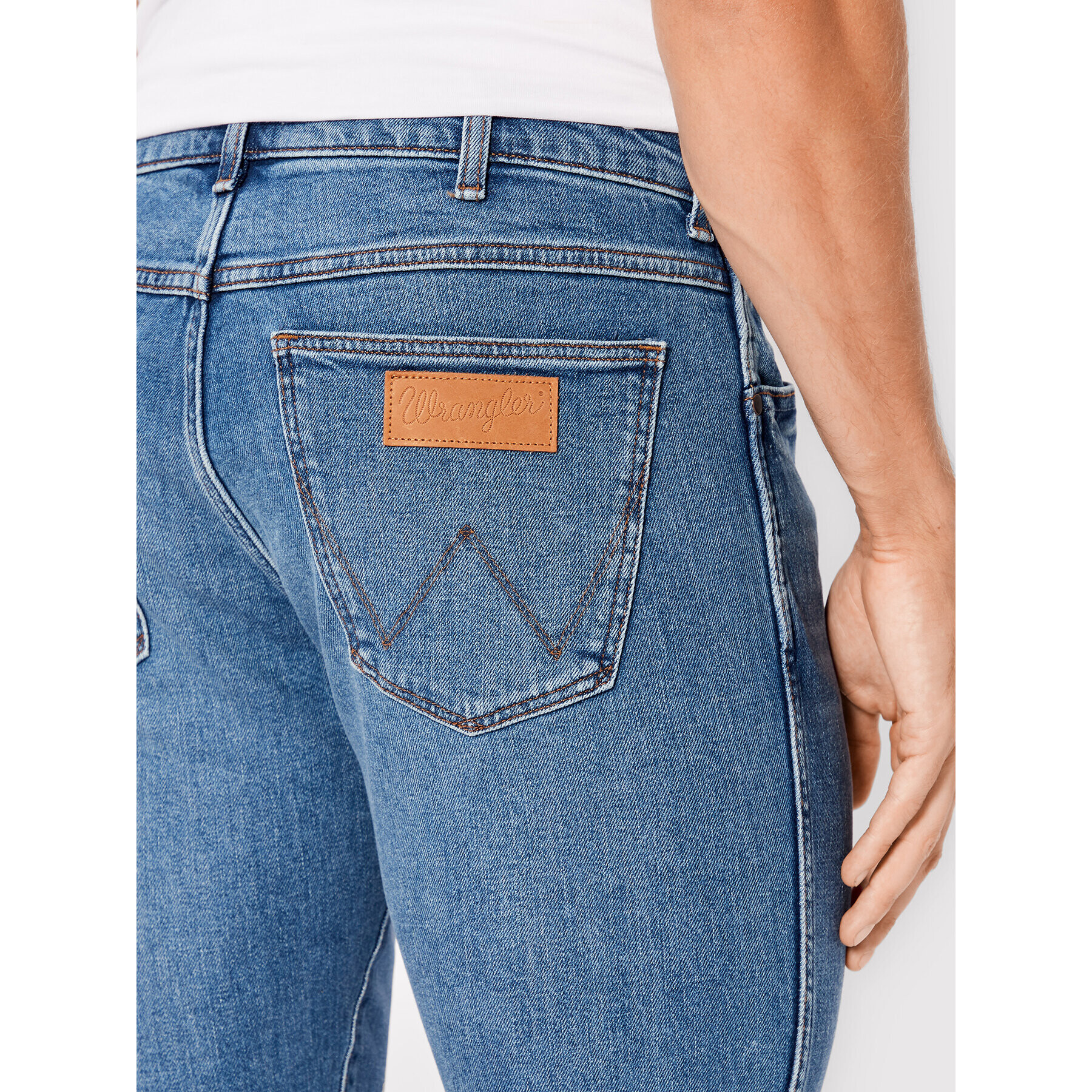 Wrangler Džínsy Larston W18SJX21Y Modrá Slim Tapered Fit - Pepit.sk